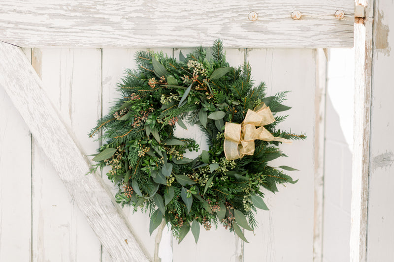 20" Wreath with Fresh Greens & Ribbon