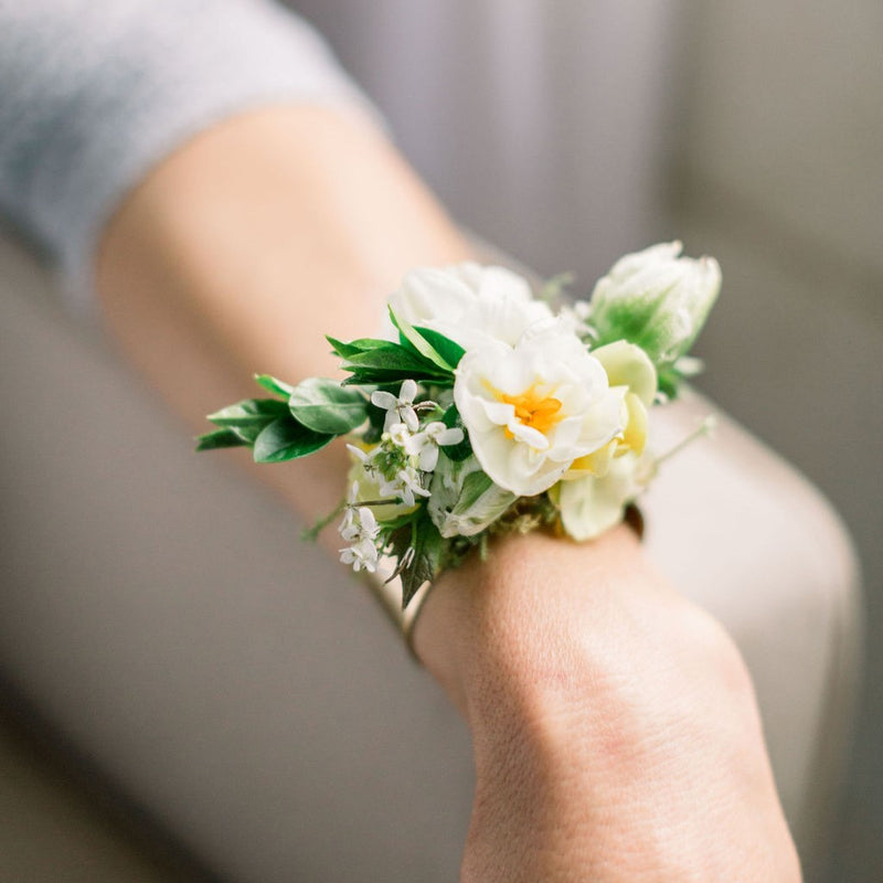 How to Make a Floral Wrist Corsage